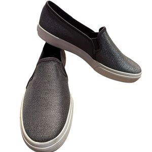 Keds Women’s 6.5 Sparkly Gray Slip-On Sneakers